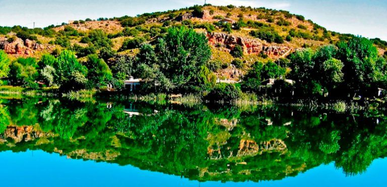 5 lagos espectaculares de España