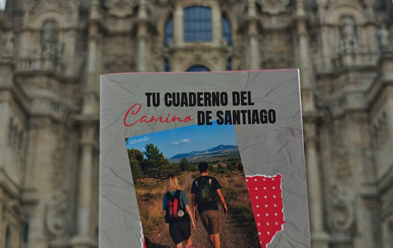Chiruca presenta la edición 2026 de "Tu cuaderno del Camino de Santiago"